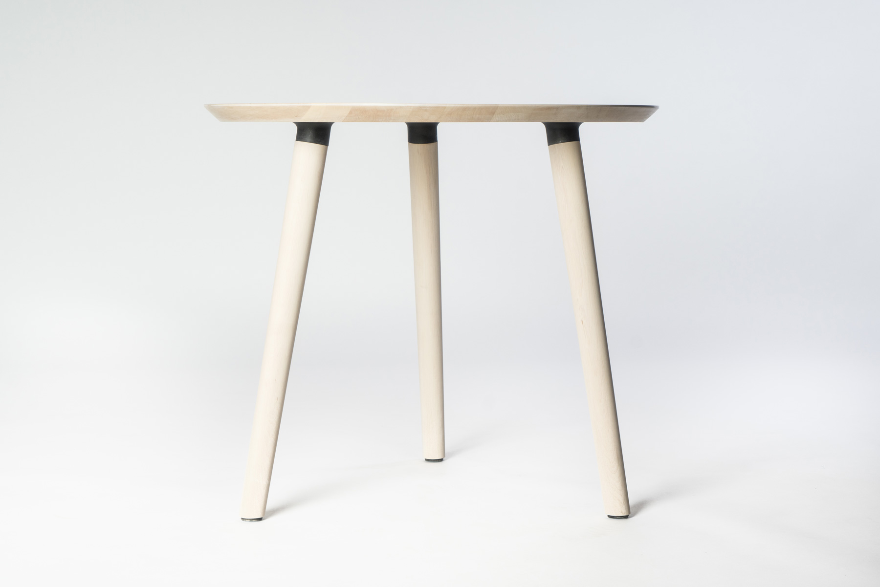 Tisch-ronda-2